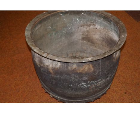 Victorian Copper planter of large proportion with studded seemed rivets 39cm height x 53cm diameter