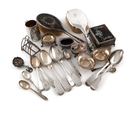 λA mixed lot of silver items, various dates and makers, comprising: an Edwardian silver and tortoiseshell trinket box, by H. 