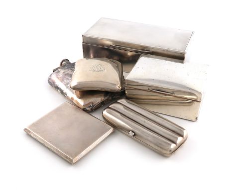 A mixed lot of silver items, various dates and makers, comprising: a Victorian cigar case, modelled to fit three cigars, Ches
