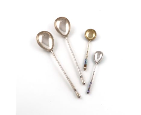 A Russian silver-gilt and enamel spoon, 1896-1908, circular bowl, the reverse of the bowl and stem with enamel decoration, pl