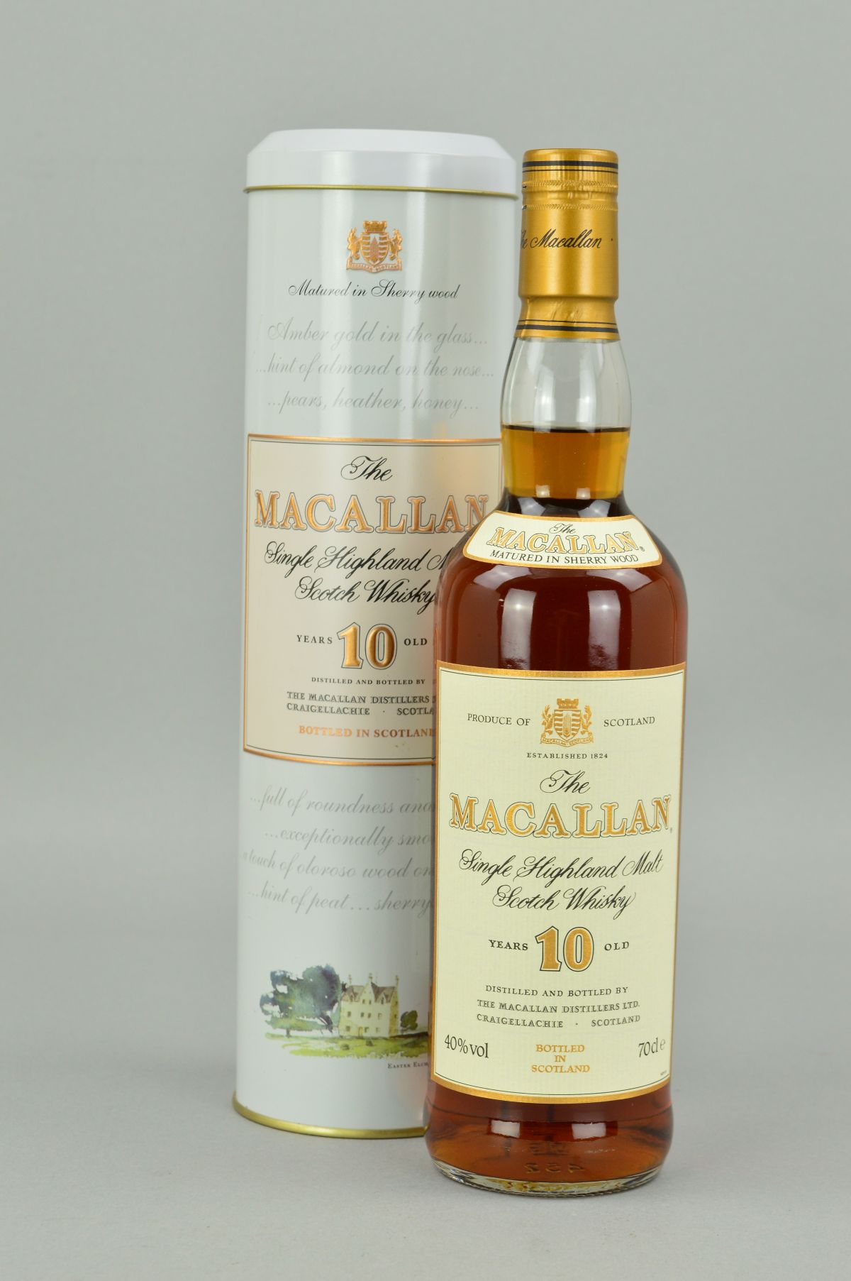 A BOTTLE OF THE MACALLAN SINGLE HIGHLAND MALT SCOTCH WHISKY, 10 years