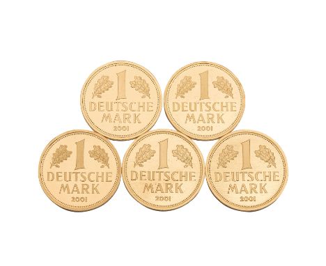 BRD Gold Set 2001 1 DM Goldmünzen - 5 x BRD - 1 DM 2001/A/D/F/G/J, Zum Abschied der DM, vz-stgl., Kratzer, Randfehler, Oxidat