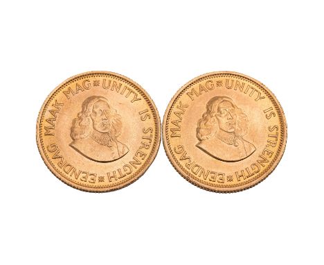 Südafrika/GOLD - 2 x 2 Rand 1966/67, zusammen ca. 14,64 g fein, ss, steuerbefreit nach § 25c UStG| Southafrica/GOLD - 2 x 2 R