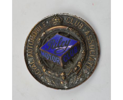 Riley Motor Club, Royal Automobile Club Association car club badge.Stamped Number to reverse K29823. A good early example.  S