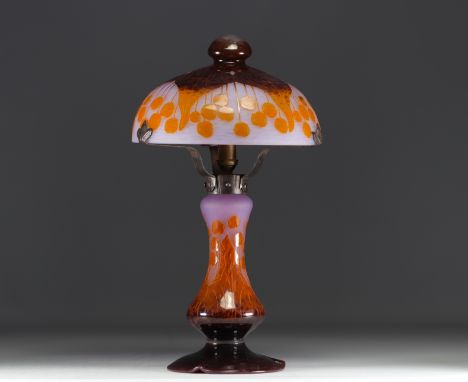 Le Verre Francais - Cherry lamp in acid-etched multi-layered glass in shades of parma and orange. - Weight: 2.10 kg - Shippin