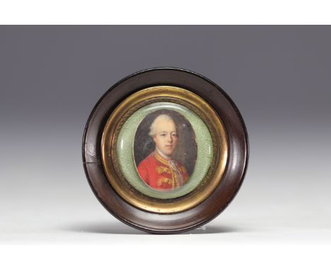 "Portrait of a Nobleman in Red Dress" French School Signed Jean Laurent Monier 1778 - Weight: 32 g - Shipping available - Reg