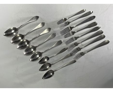 Set of silver spoons and forks weighing 770gr. - Weight: 790 g - Shipping available - Sizes: MESURES DIVERS - At first glance