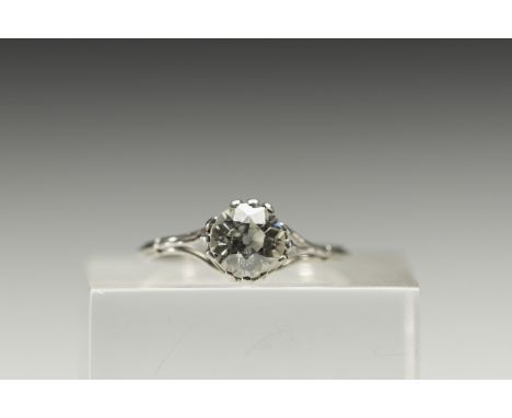 Solitaire" ring in platinum, old-cut diamond approx. 0.9 carats. - Weight: 2 g - Shipping available - Sizes: T 51 - At first 