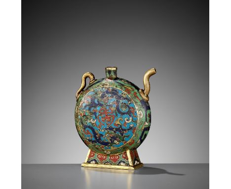 A CLOISONNE ENAMEL MINIATURE MOONFLASK, BIANHU, LATE MING DYNASTYChina, 16th-17th century. The flattened globular body suppor