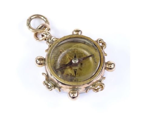 A 9ct gold compass and bloodstone seal fob, height excluding bale 29mm, 7.8g 