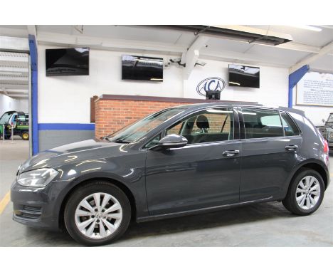 Make &amp; Model: VW Golf SE Blue Tech TDIDate of Reg: FR62 NKKColour: Greycc: 1598MoT: 12-09-2022Fuel Type: DIESELMileage: 9