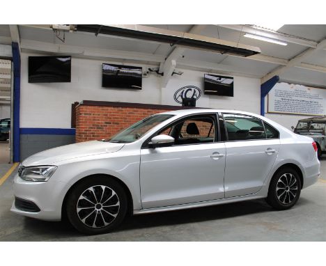 Make &amp; Model: VW Jetta S Bluemotion Tech TDIDate of Reg: FT12 MKDColour: Silvercc: 1598MoT: 12-06-2023Fuel Type: DIESELMi