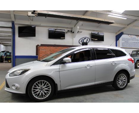 Make &amp; Model: Ford Focus Zetec TDCIDate of Reg: AU13 OHZColour: Silvercc: 1560MoT: 25-10-2022Fuel Type: DIESELMileage: 18