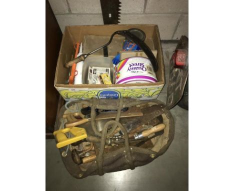 A large quantity of hand tools