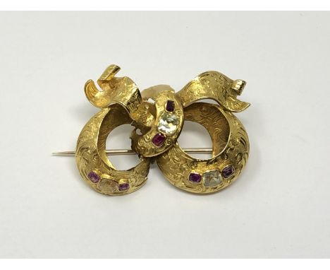 A high carat gold ruby citrine antique brooch, 8.6g.