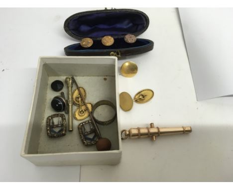 A single 18ct press stud case press studs ,,buckles and a W S hicks pencil