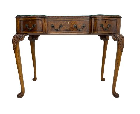 Early 20th century Queen Anne design walnut reverse break-front console side table, edge carved with acanthus decoration, fit