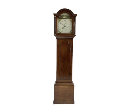 G Fortier of Sittingborn - Early 19th century 8-day mahogany longcase clock c1825, with a break arch pediment and hood door f