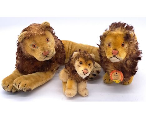 Steiff trio of vintage mohair Leo lions, all c. 1960s, 1x with button in ear, 1x with paper chest tag; Good Plus to Excellent