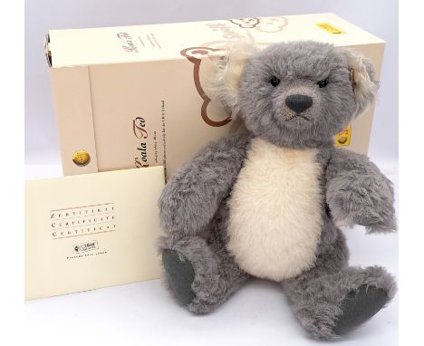 Steiff alpaca Koala Ted, white tag 661792, LE 240/2000, UK and Ireland Exclusive, with certificate, Excellent Plus to Near Mi
