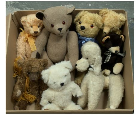 Collection of vintage and modern teddy bears, including Merrythought, Dean's Rag Book, Chad Valley, Teddy-Hermann and others;