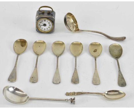 JOHN ROUND &amp; SONS LTD; an Edward VII hallmarked silver tea strainer, Sheffield 1908, length 15cm, a set of six 800 grade 