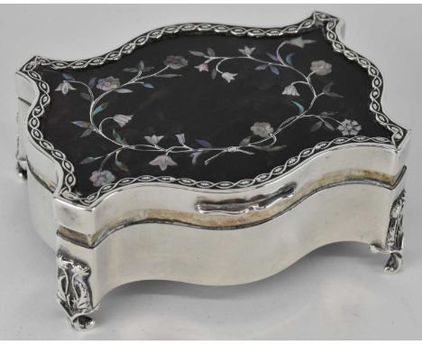 WILLIAM COMYNS &amp; SONS; an Edwardian hallmarked silver trinket box, with tortoiseshell style lid, inlaid with silver and m