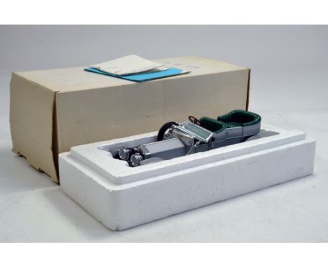 Franklin Mint 1/24 Rolls Royce Silver Ghost. Some repair needed.