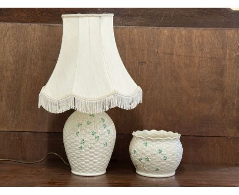 Belleek Pottery lamp and jardiniere. Lamp 55cm. Planter 18x14cm