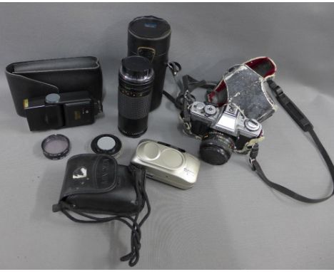 Collection of vintage cameras, etc (a lot) 
