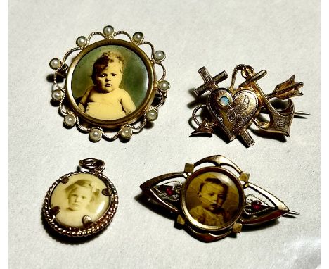 Antikes Schmuck-Lot, vierteilig, bestehend aus:1. Brosche "Glaube, Liebe, Hoffnung", besetzt mit kleinem Opalsteinchen, sowie