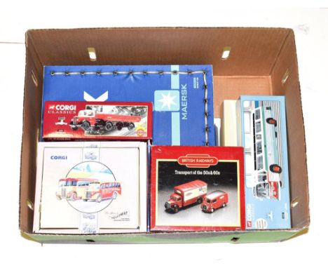 Corgi Modern Models CC99129 Norfolk Line, The Cumbria Set, 54603 AC Transit, Buses of Yelloway, 18403 Bedford dropside traile