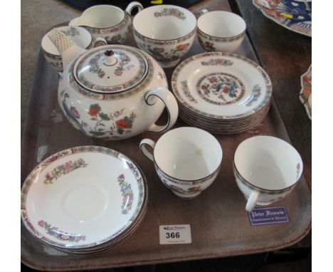 Tray of Wedgwood bone china Kutani Crane part tea ware to include tea cups and saucers, side plates, milk jug sucrier and tea