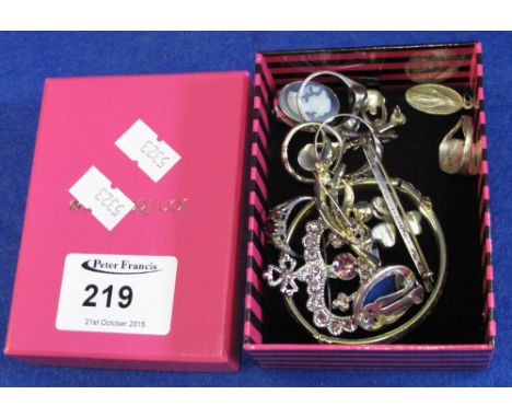 Small box of assorted silver and other costume jewellery, rings, brooches, bangle, pendants, earring etc.