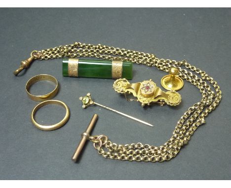 18ct gold wedding ring and another, a stud, two brooches, a scarf pin with peridot and a piece of chain, mostly 9ct gold.   C