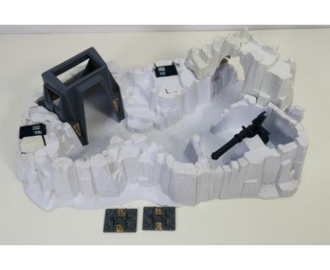 Star Wars - Kenner - Palitoy - An unboxed vintage Star Wars 'The Empire Strikes Back' Imperial Attack Base playset. The set w