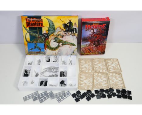 Citadel - Games Workshop - Two boxed vintage Warhammer figure sets. Lot consists of Citadel #81084 Skeleton Horde plastic fig