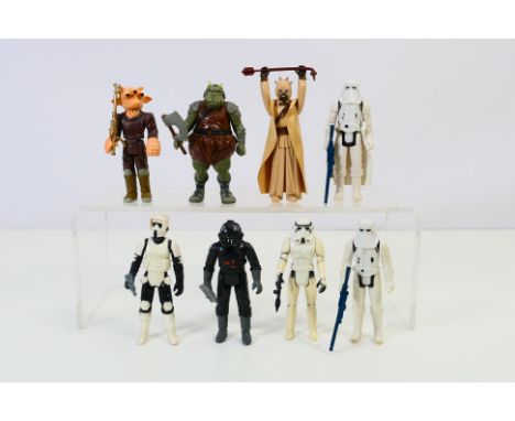 Star Wars - Palitoy - Kenner - A loose group of eight vintage Star Wars 3¾" action figures with accessories. Lot includes Ree