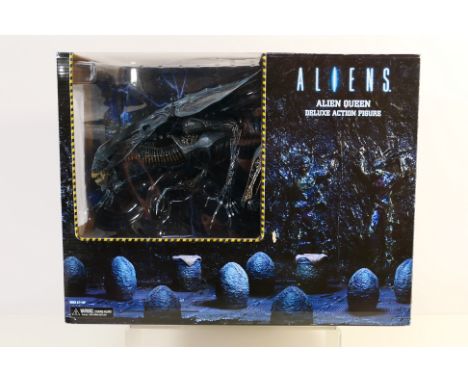 Alien - Reel Toys - A factory sealed Alien Queen Deluxe Action Figure # 367NO72414. The model appears Mint in its unopened bo