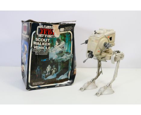 Star Wars - Kenner - A boxed Star Wars 'The Return of the Jedi' Scout Walker Vehicle. The model, marked 'LFL 1982 to undersid