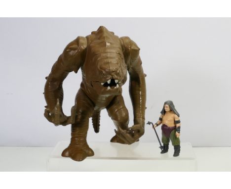 Star Wars - Kenner - Palitoy - An unboxed Star Wars The Return of the Jedi 'Rancor Monster'  with Rancor Keeper. The Rancor K