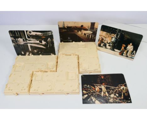 Star Wars - Kenner - Palitoy - An rare unboxed circa 1982 vintage Star Wars 'Display Arena'. The 'mail away' set which featur