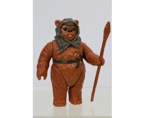Star Wars - Kenner - Palitoy - A loose vintage 3¾" Star Wars 'Last 17' action figure 'Romba' with headdress and staff, marked