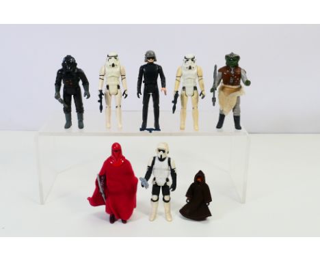 Star Wars - Palitoy - Kenner - Eight vintage Star Wars 3¾" action figures majority with accessories. Lot includes Jawa with J