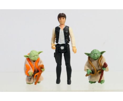 Star Wars - Palitoy - Kenner - A trio of loose vintage 3 ¾" Star Wars action figures. Lot consists of  two 'Yoda' figures - t