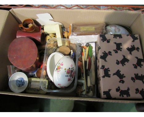 A painted puzzle, a box of coloured bone counters, costume jewellery, porcelain egg, button hooks etc