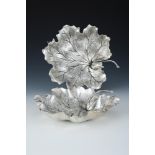 A PAIR OF ITALIAN SILVER COLOURED LEAF SHAPED DISHES