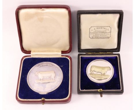 Silver medal - Red Poll Cattle Society of Great Britain & Ireland awarded to M. L Griffith for Best Female 1933 by J. A. Rest