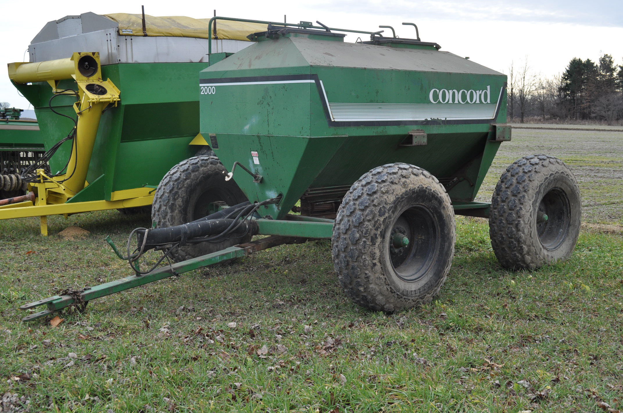 Concord AS2000 air cart, 4 ton, 2 compartment, TBH, 18.426 diamond