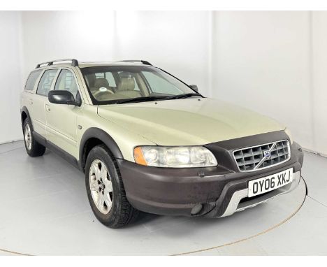 Registration: OY06XKJ VIN: YV1SZ714661235164 Milage Showing: 180,000 Transmission: Automatic MOT: 07/09/2025 Number of Keys: 